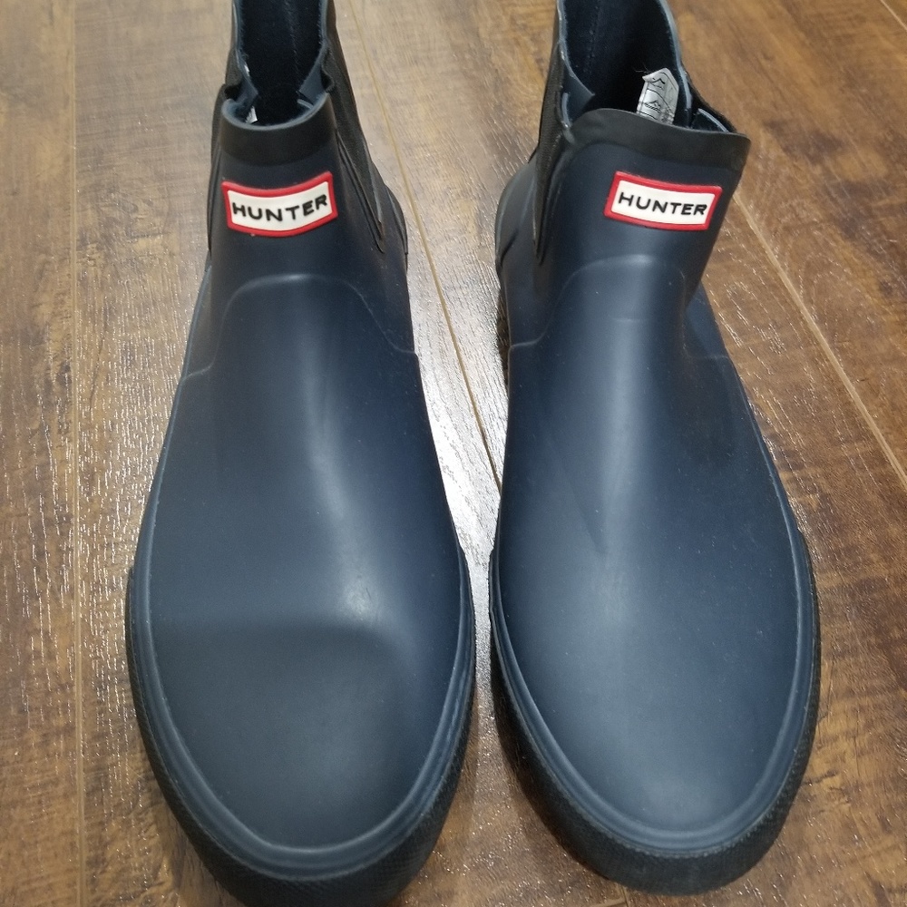 HUNTER CHELSEA RAIN BOOTS size 7 matte navy